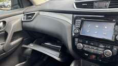 Nissan Qashqai 1.2 DiG-T N-Connecta 5dr Petrol Hatchback